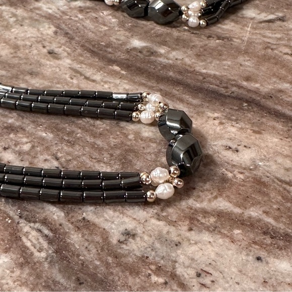 Vintage Twisted Hematite Triple Strand Fresh Water Pearls Long Necklace EUC - Picture 12 of 17